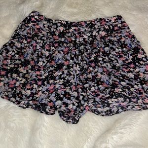 american eagle flowy shorts.